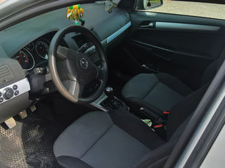 Opel Astra foto 8