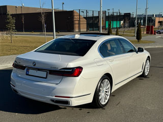 BMW 7 Series foto 3