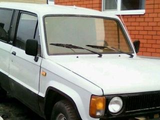 Isuzu Trooper foto 2