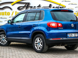 Volkswagen Tiguan foto 2