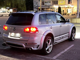 Volkswagen Touareg foto 3