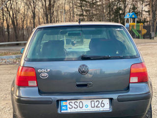 Volkswagen Golf foto 6