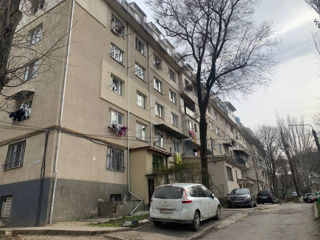 Apartament cu 2 camere, 40 m², Botanica, Chișinău