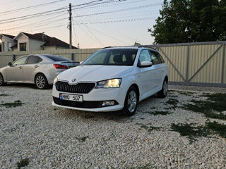 Skoda Fabia foto 2