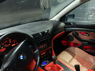 BMW 5 Series foto 5