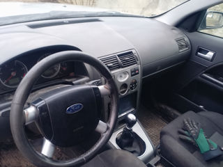 Ford Mondeo foto 4