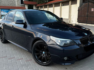 BMW 5 Series фото 2