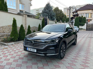 Volkswagen Touareg foto 2