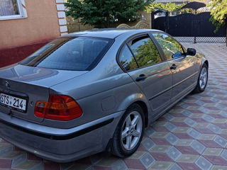 BMW 3 Series foto 5