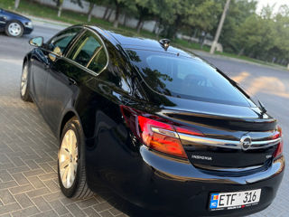 Opel Insignia foto 4