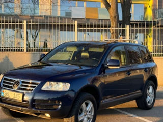 Volkswagen Touareg foto 4