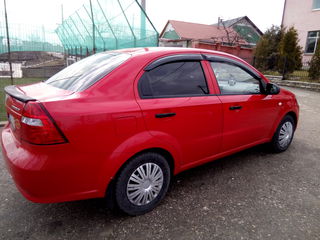 Chevrolet Aveo foto 3