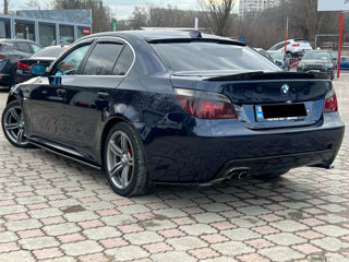 BMW 5 Series foto 3