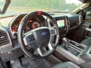 Ford F-150 foto 9