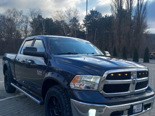 Dodge Ram foto 2