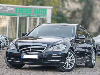 Mercedes S-Class foto 2