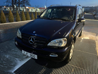 Mercedes M-Class