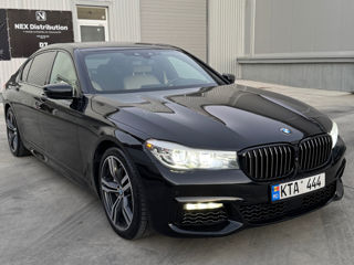 BMW 7 Series foto 7