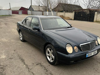 Mercedes E-Class