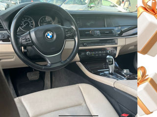 BMW 5 Series foto 5