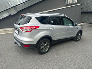 Ford Escape foto 4