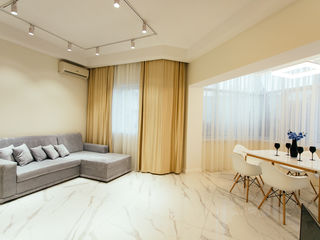 Se vinde apartament exclusiv în bloc de elită, Centru, Crown Plaza București! foto 2