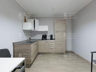 Apartament cu 5 camere sau mai multe, 170 m², Râșcani, Chișinău foto 9