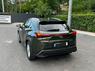 Lexus UX foto 3