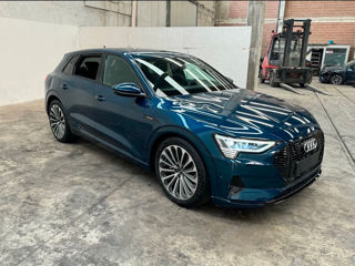 Audi e-tron foto 2