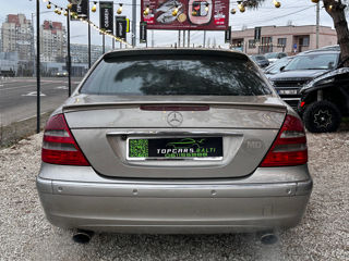 Mercedes E-Class foto 6