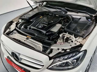 Mercedes C-Class foto 3