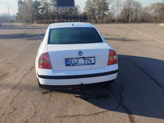 Volkswagen Passat foto 6