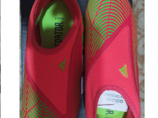 Бутсы adidas Predator без шнурков Junior foto 2