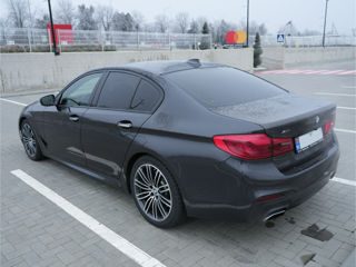 BMW 5 Series foto 7