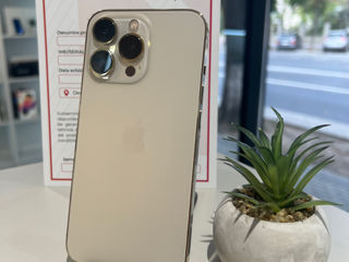 iphone 13 Pro Gold