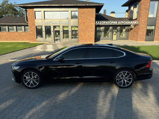 Volvo S90 foto 3