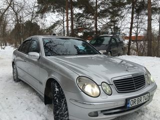 Mercedes E Class foto 3