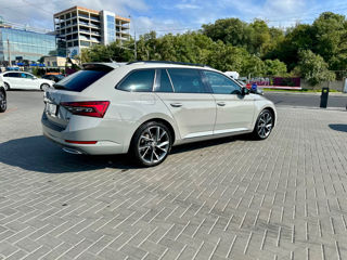 Skoda Superb foto 4