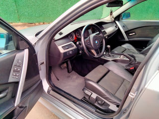 BMW 5 Series фото 9