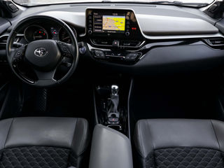 Toyota C-HR foto 7