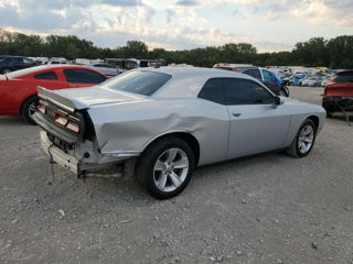 Dodge Challenger foto 3