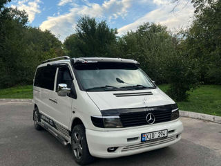 Mercedes V-Class foto 10