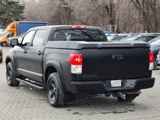 Toyota Tundra foto 5