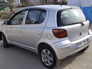 Toyota Yaris foto 5