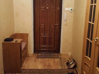 Vind apartament cu  4 odai  reparatie mobilat foto 8