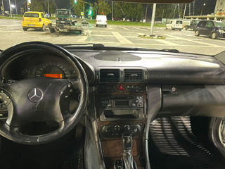 Mercedes C-Class foto 6