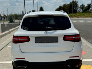 Mercedes GLC foto 4