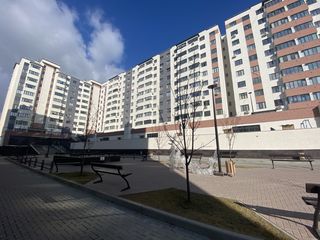 Apartament cu 3 camere, 82 m², Buiucani, Chișinău, Chișinău mun. foto 7