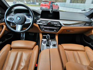 BMW 5 Series foto 5