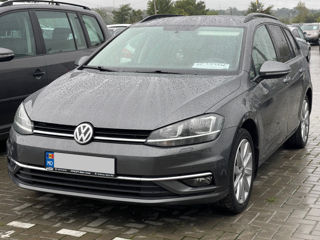 Volkswagen Golf foto 1